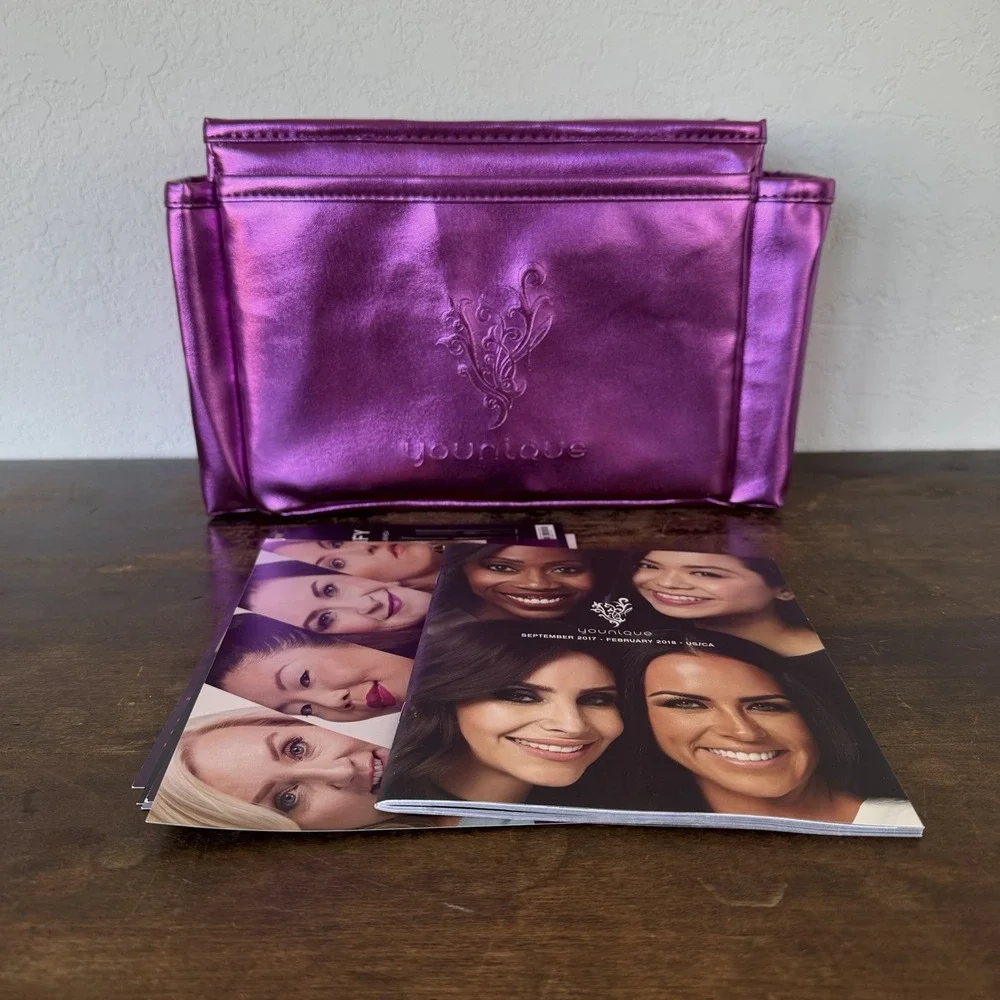 Younique Metallic Purple Presenter Kit Makeup Pocket Business Bag New‎ In Box